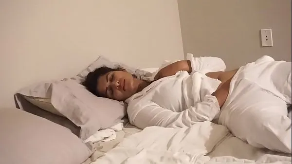 Hot Desi Bhabi fucks herself in bed - Maya cool Movies