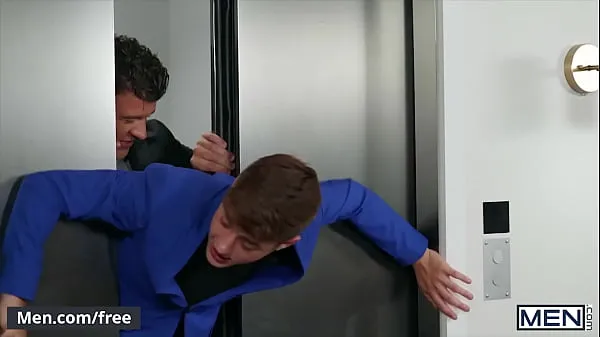 گرم Stud (JJ Knight) Eats Out Twinks (Joey Mills) Tight Small Butt Pounds Him In An Elevator - Men - Follow and watch Joey Mills at ٹھنڈی فلمیں